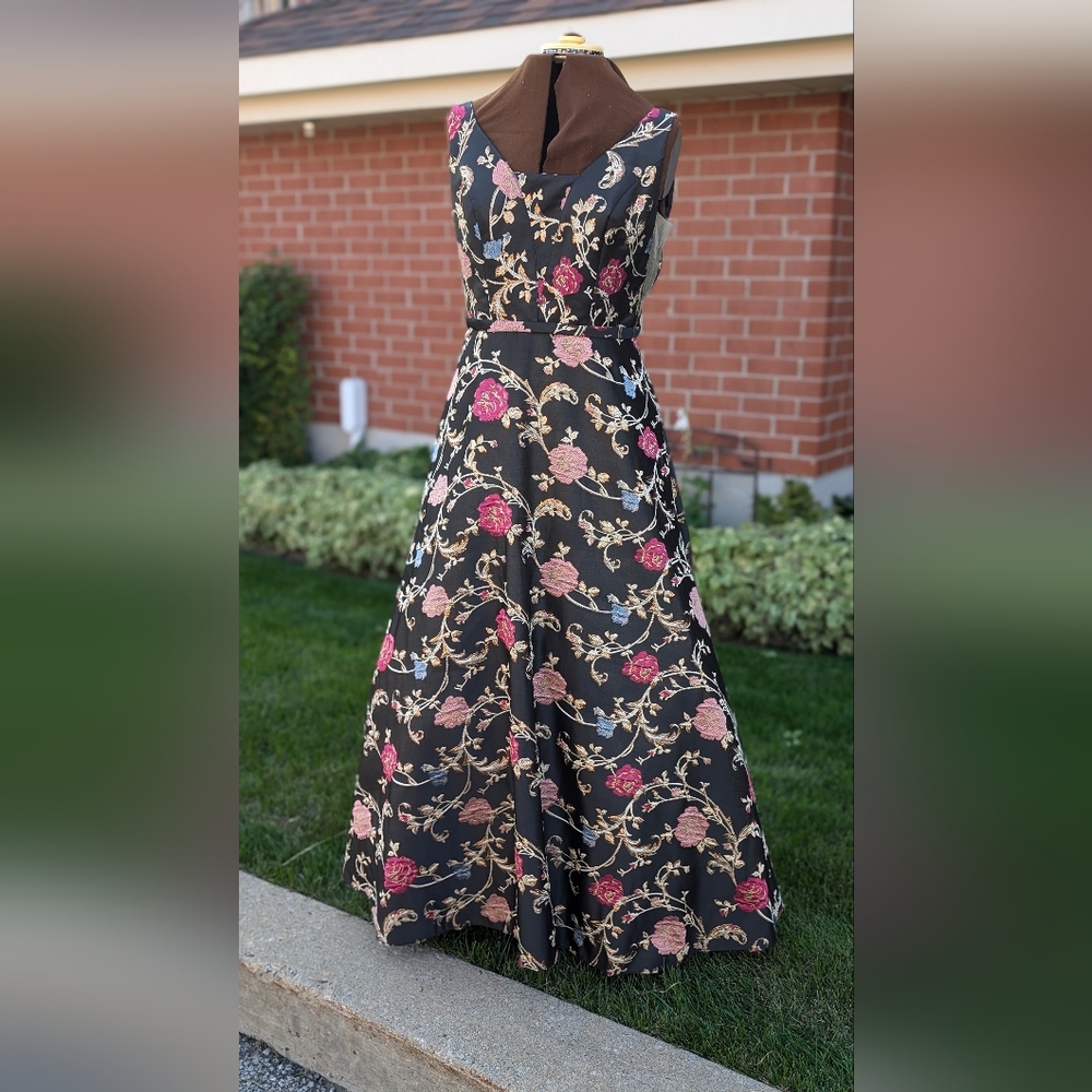 Prom Evening Dress Black with Rose pattern with pockets